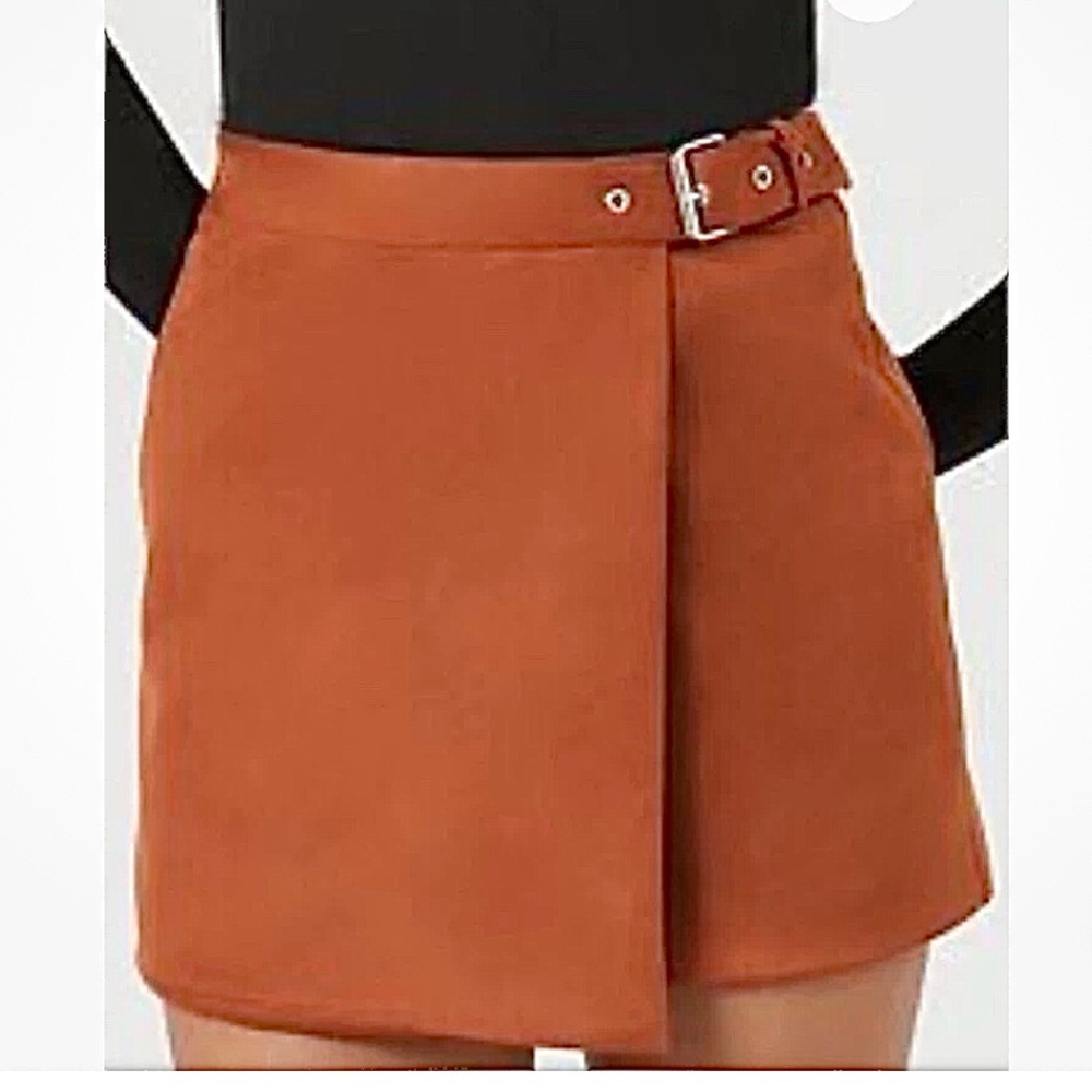 🆕- Forever 21- Faux Suede Wrap Mini Skirt, Chestnut Brown. Size: small